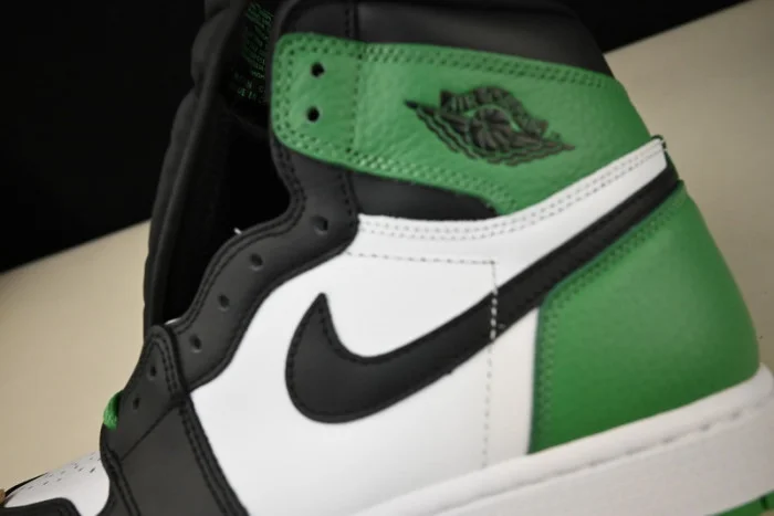Air Jordan 1 High Og "Lucky Green" Dz5485-031