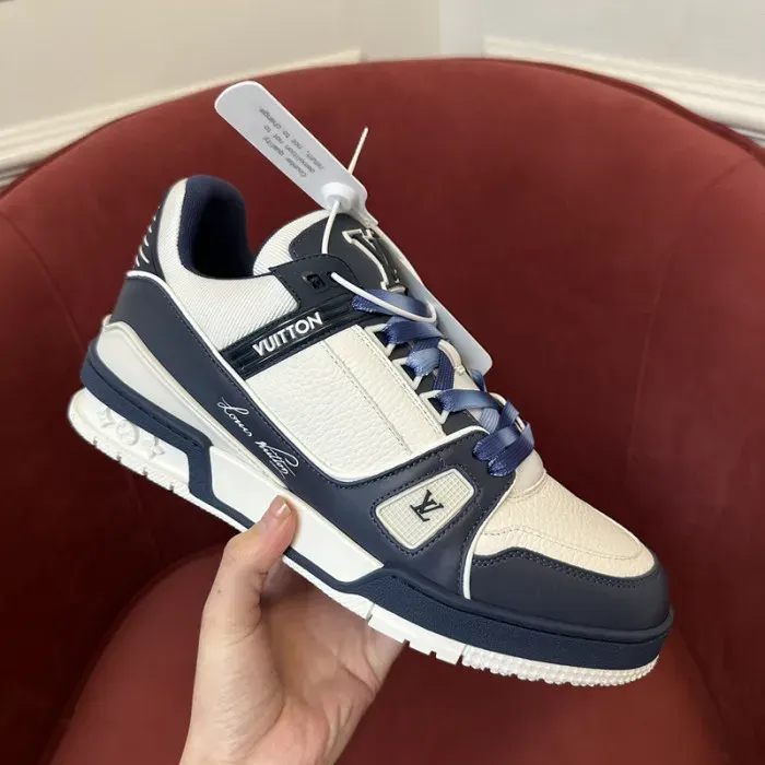 Louis Vuitton Sneaker, alternate view