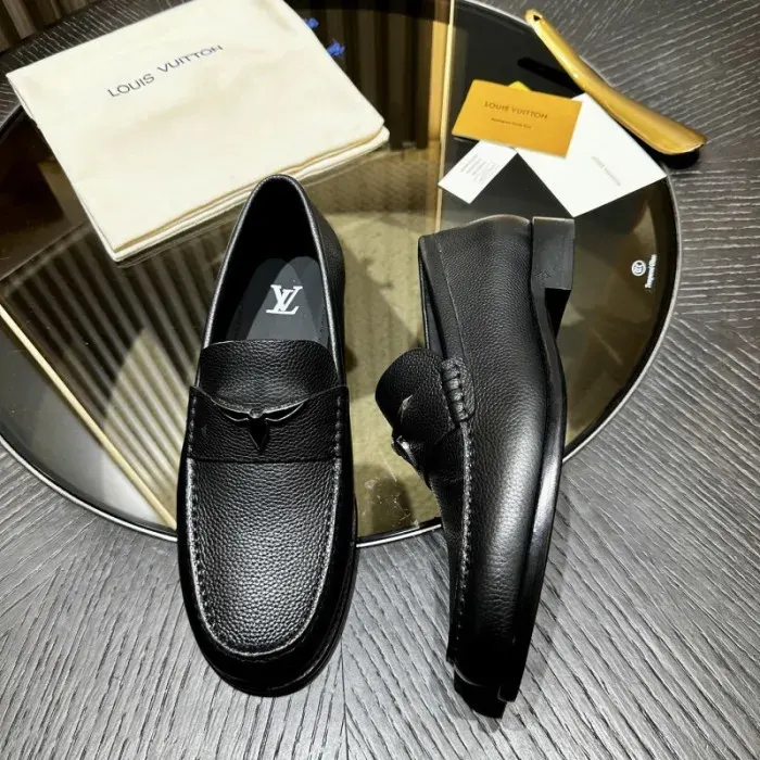 Louis Vuitton Sneaker