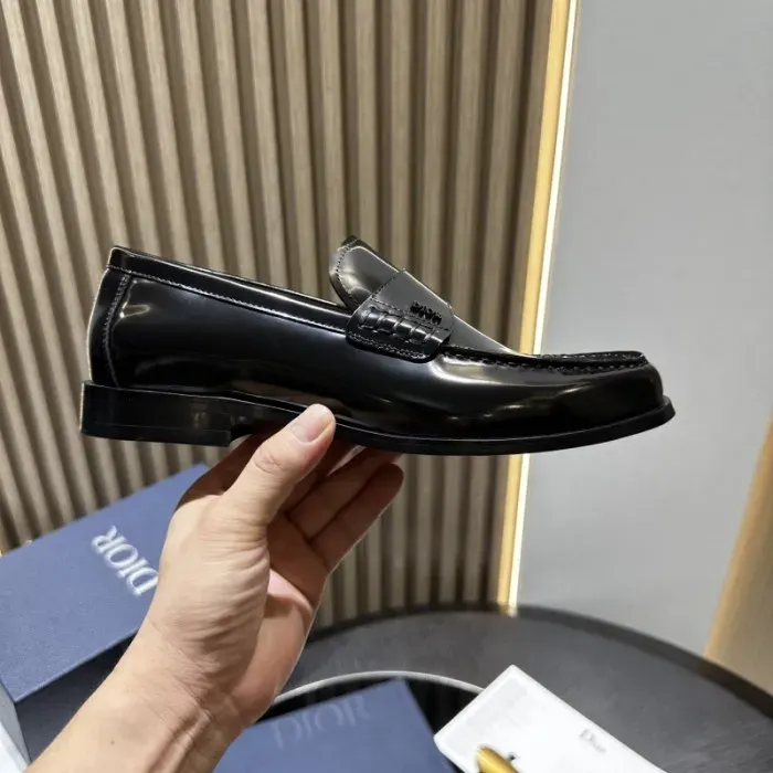 Dior Sneaker, alternate view