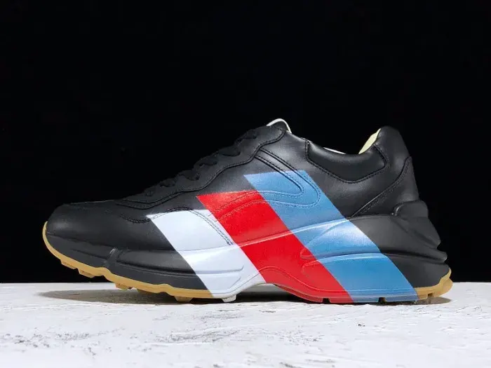 Gui Sneaker