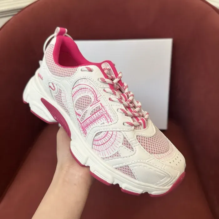 Dior Sneaker