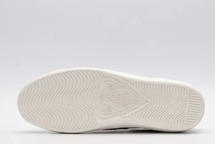Gui Sneaker, alternate view