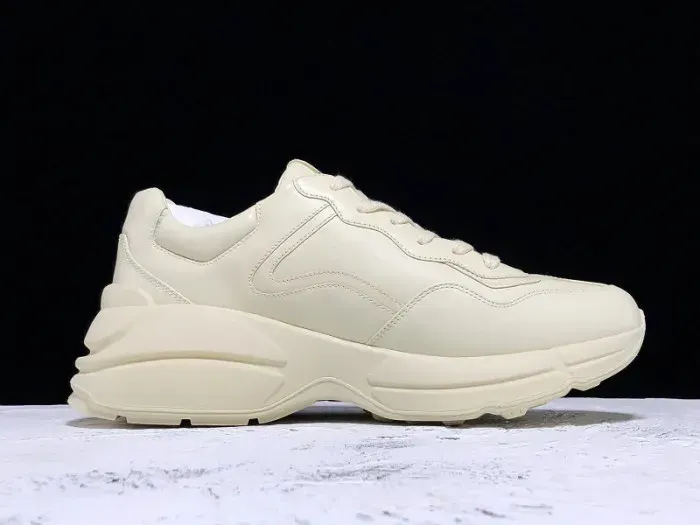 Gui Sneaker, alternate view