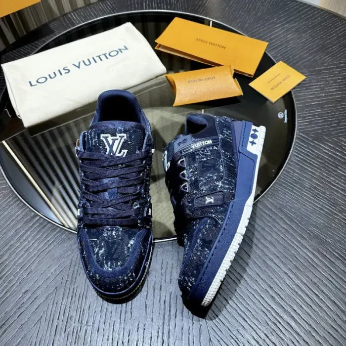 Louis Vuitton Sneaker