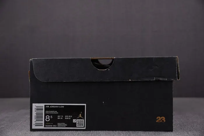 Air Jordan 1 Low“Stealth And White 553558-053, alternate view