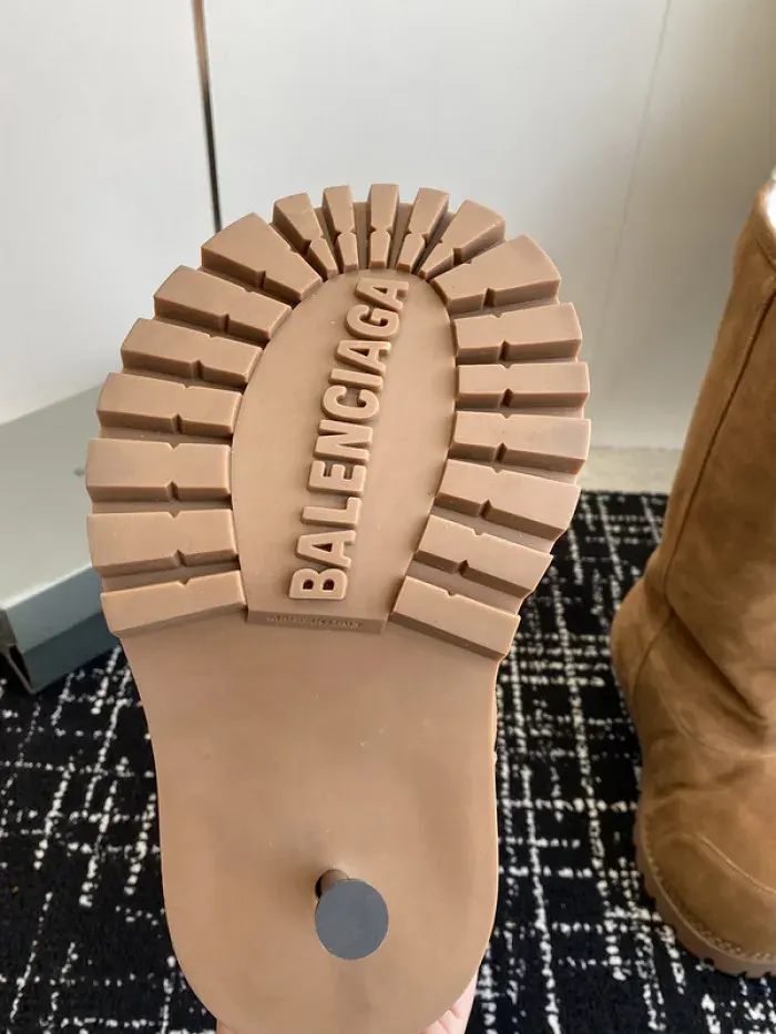 Balenciaga Boots(Heel), alternate view