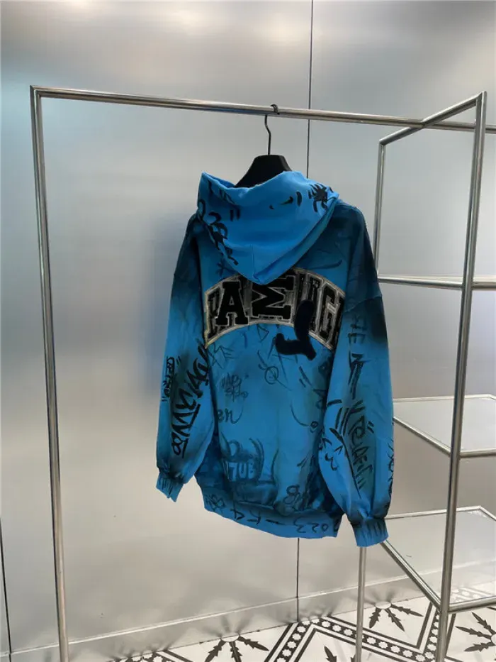 Balenciaga, alternate view