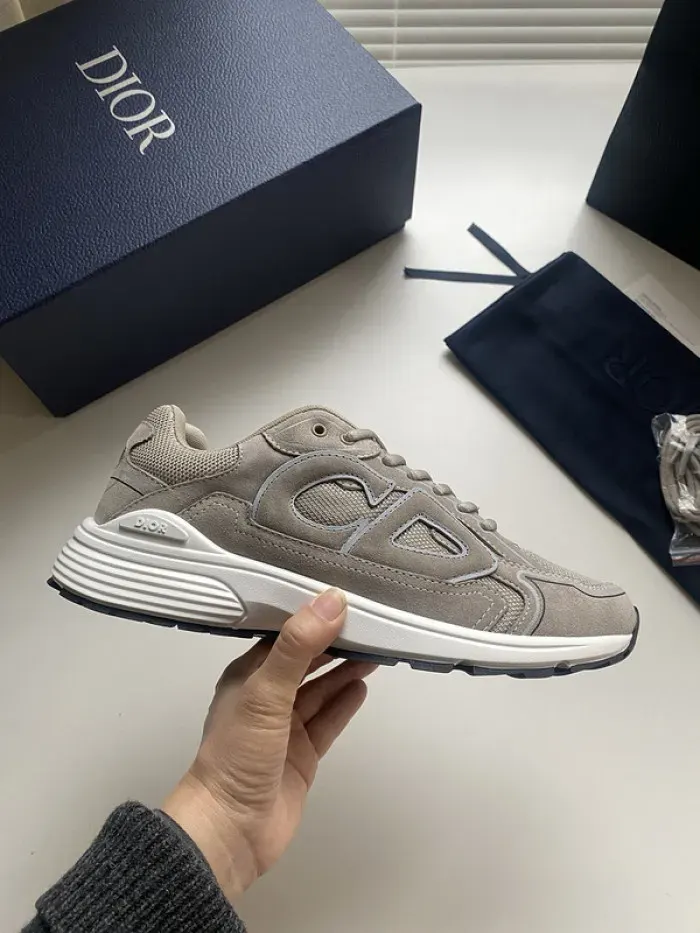 Dior Sneaker