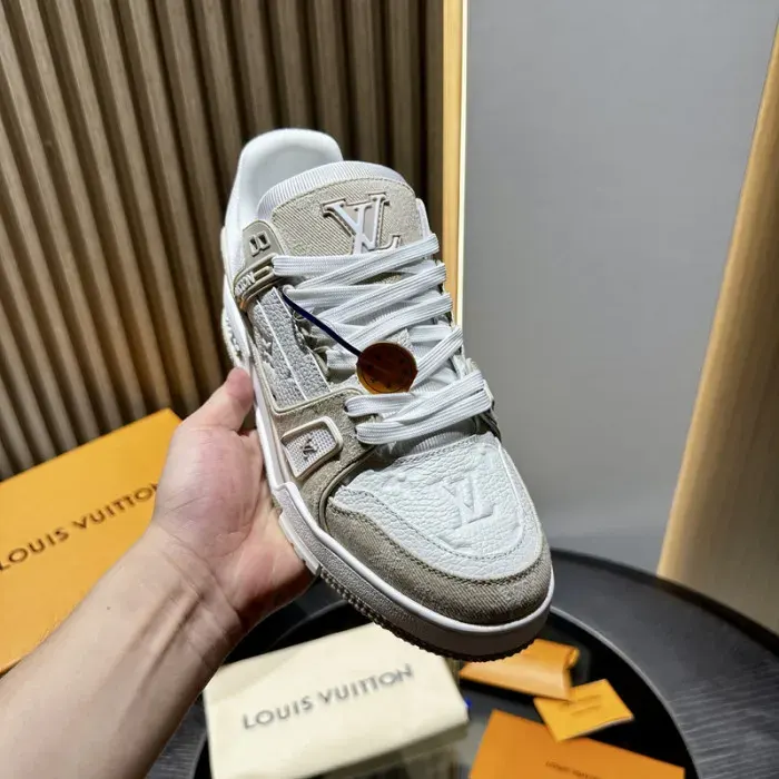 Louis Vuitton Sneaker, alternate view
