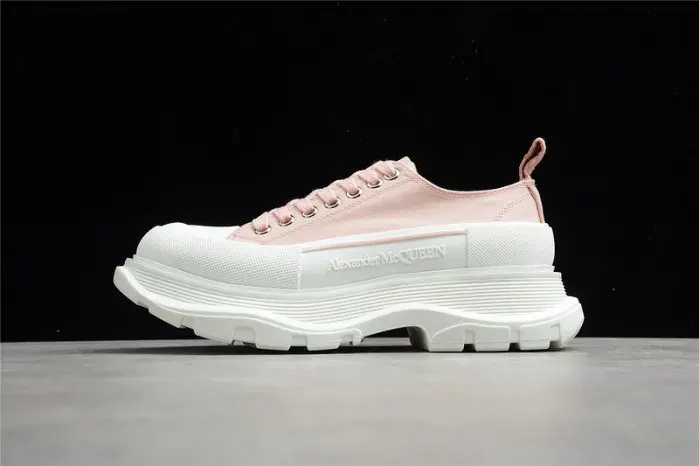 Alexander McQueen Sneaker