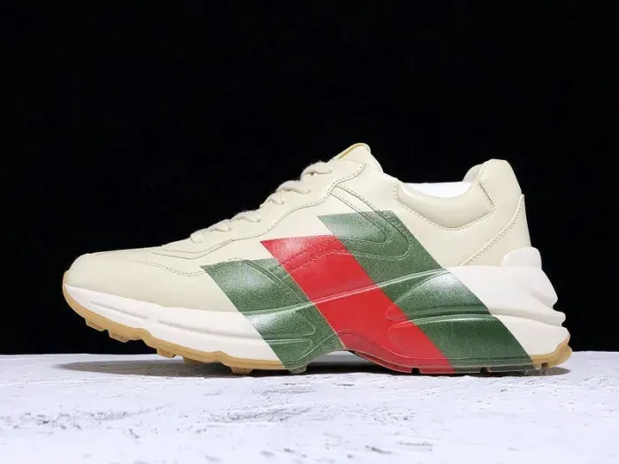 Gui Sneaker