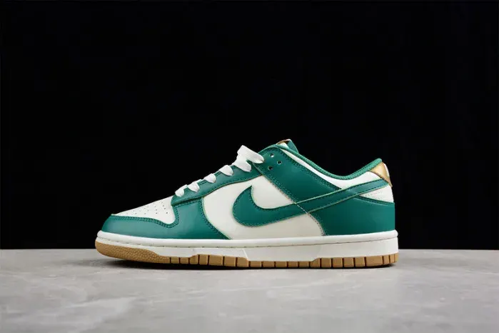 Dunk Low "Green And Gold" Fb7173-131