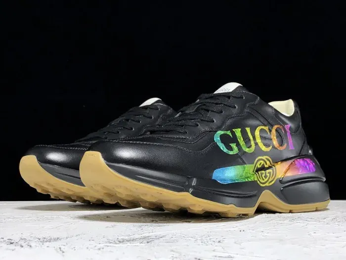 Gui Sneaker, alternate view