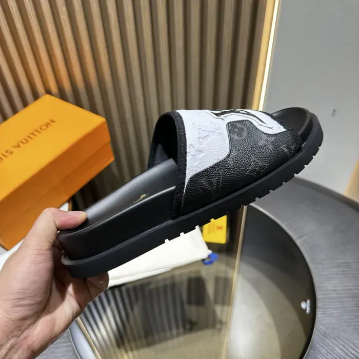 Louis Vuitton Sandal, alternate view