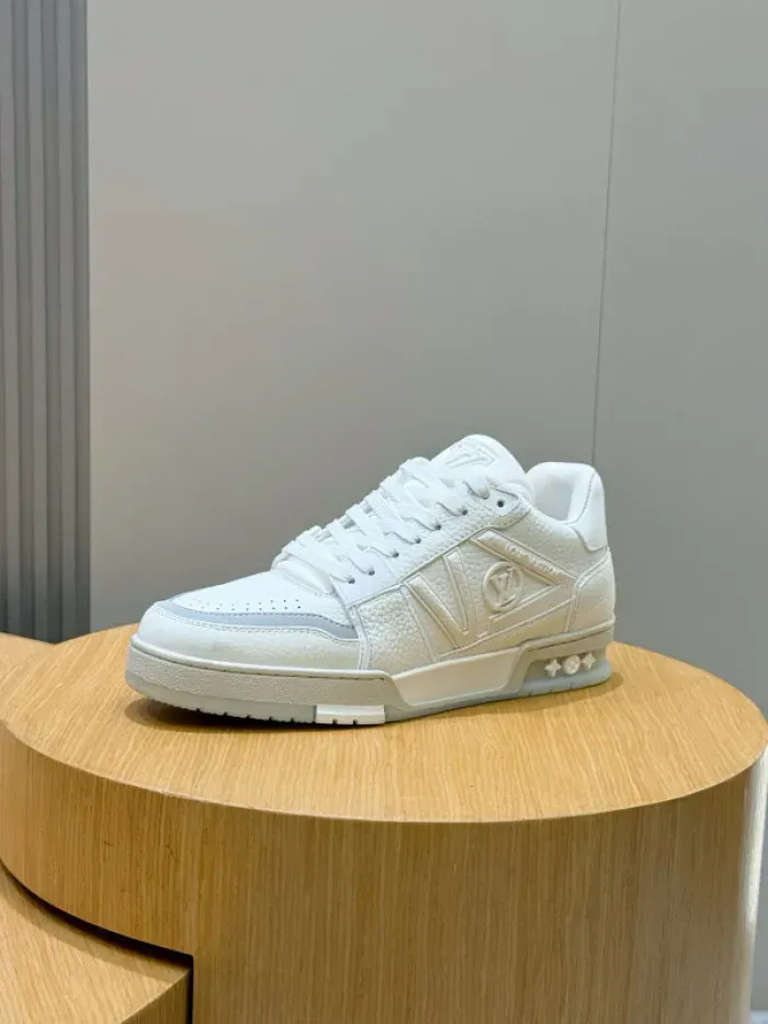 Louis Vuitton Sneaker
