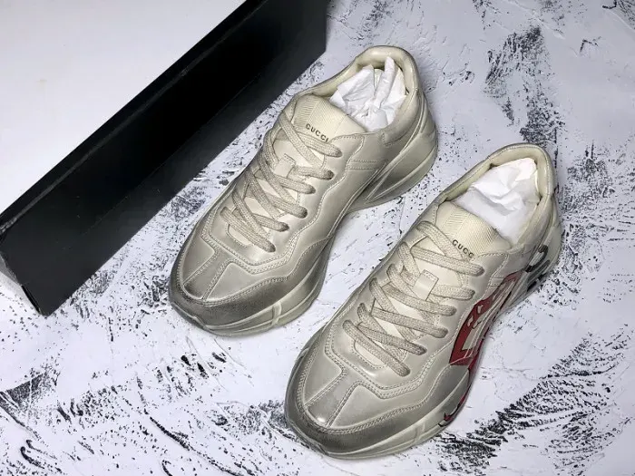 Gui Sneaker, alternate view
