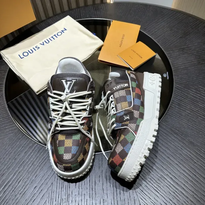 Louis Vuitton Sneaker