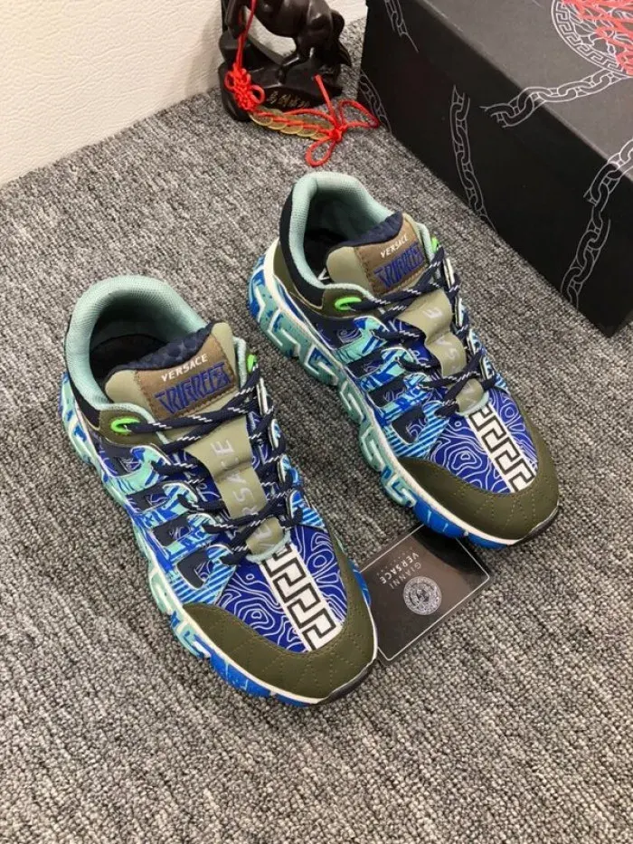Vse Sneaker