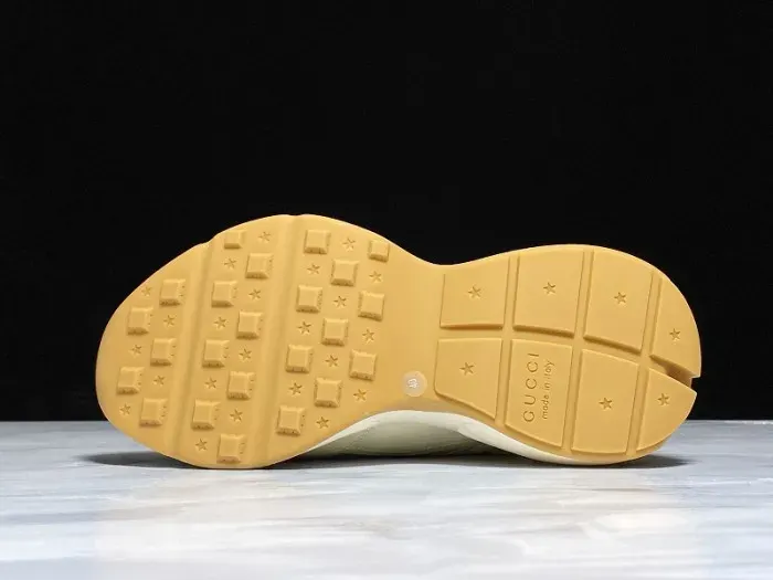 Gui Sneaker, alternate view