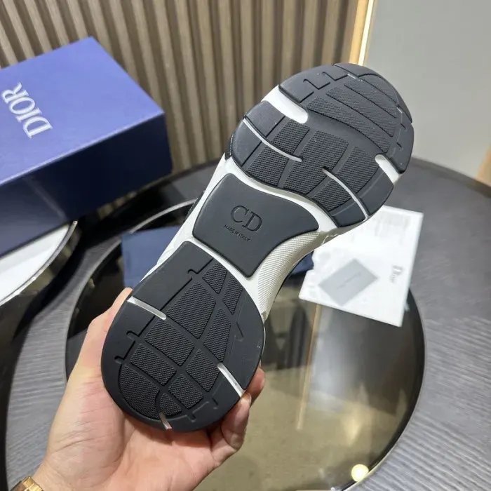Dior Sneaker, alternate view