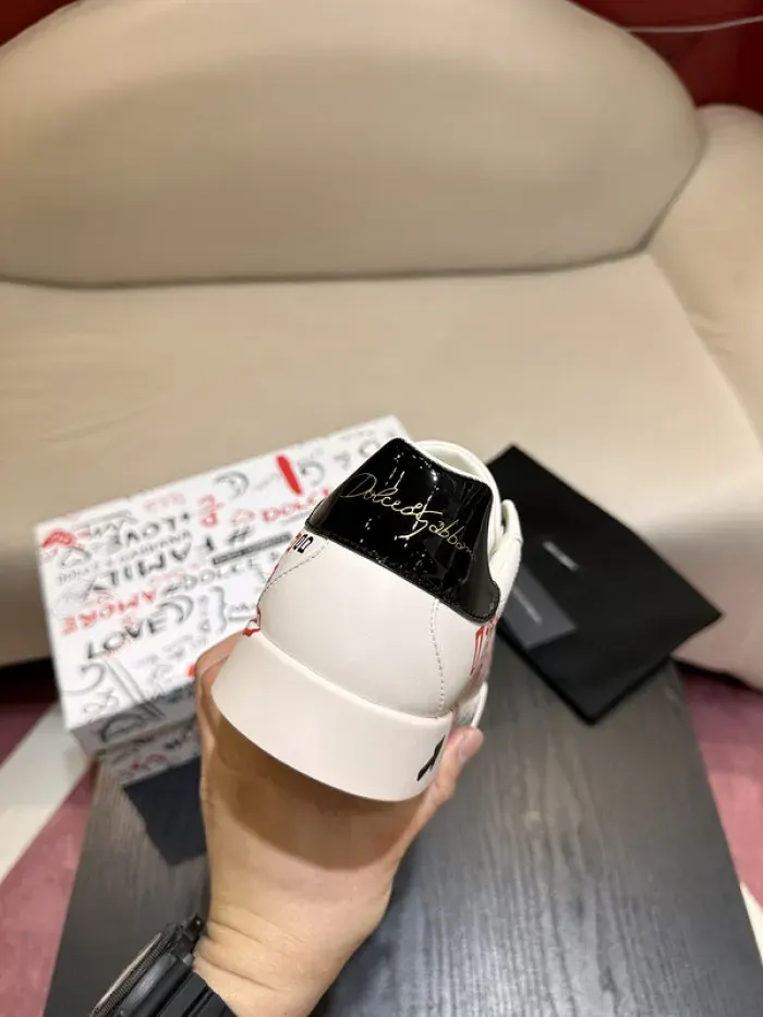 D&G Sneaker, alternate view