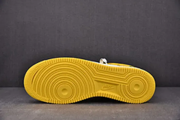 Nike Air Force 1, alternate view