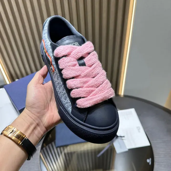 Dior Sneaker, alternate view