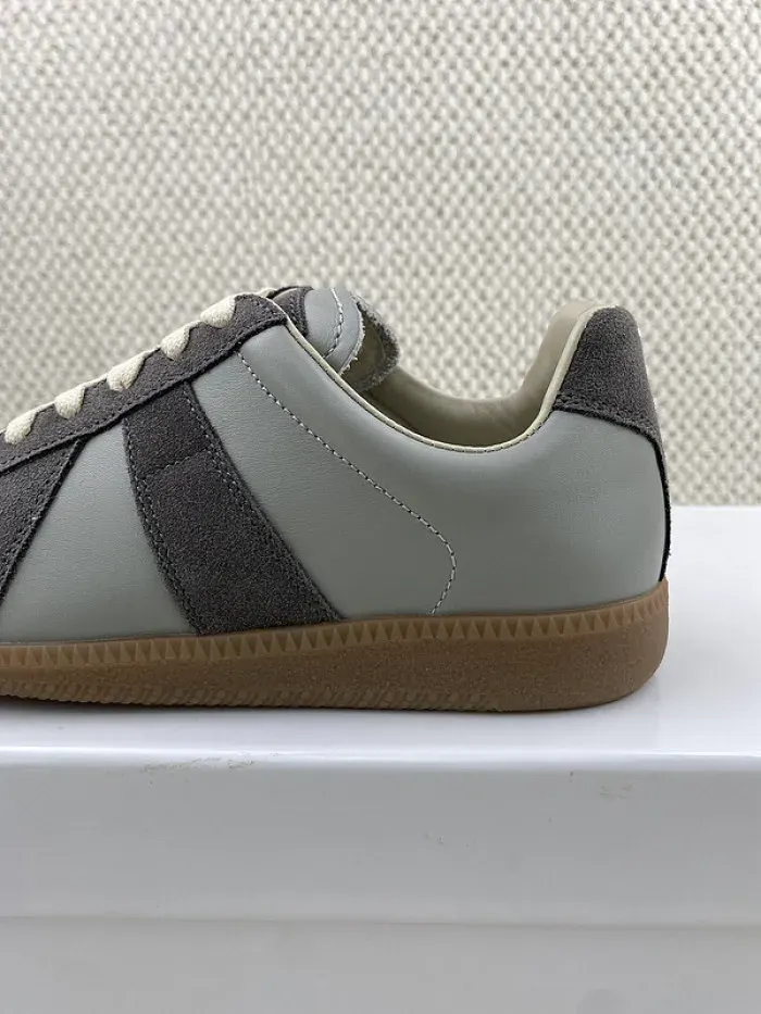 Maison Margiela Sneaker, alternate view