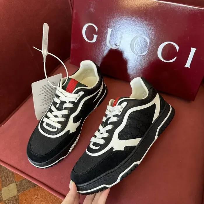 Gui Sneaker
