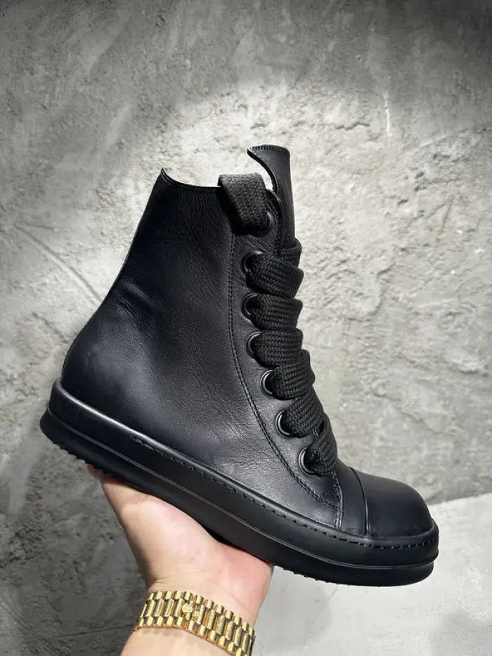 Rick Owens, alternate view