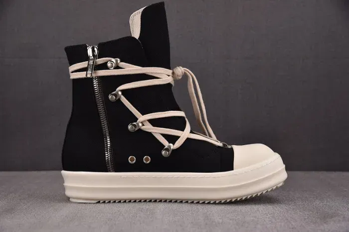Rick Owens, alternate view