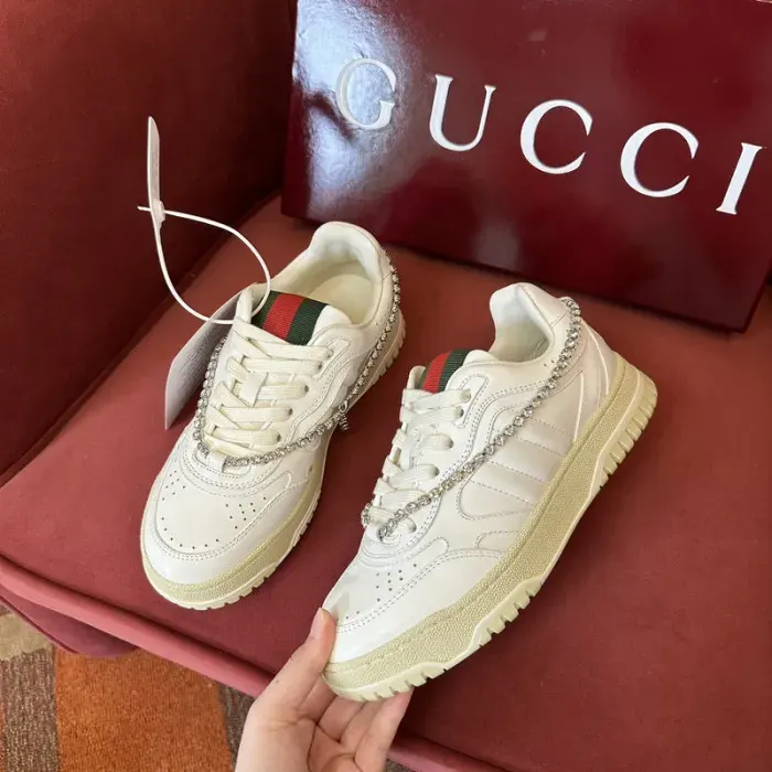 Gui Sneaker