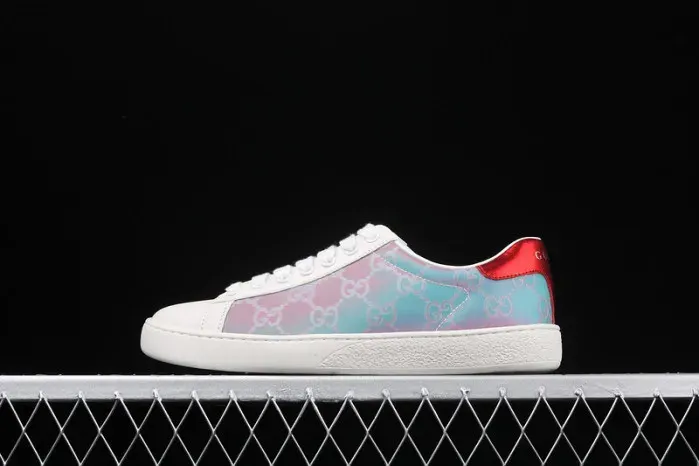 Gui Sneaker