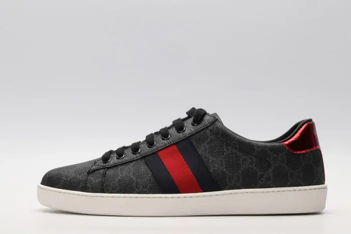 Gui Sneaker