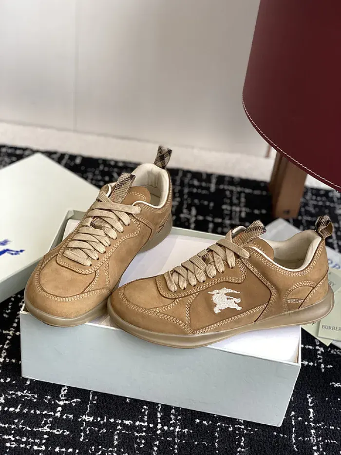 Bub Sneaker
