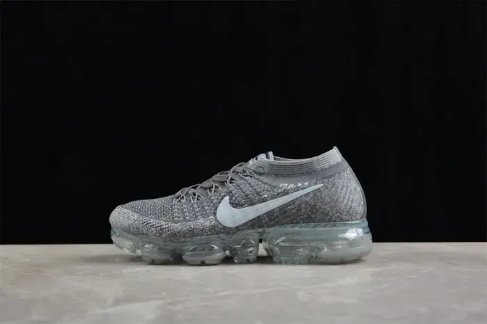 Nike Air Vapormax Asphalt (Women’s) 849557-002