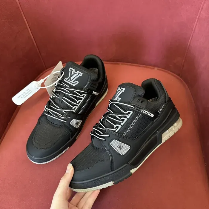 Louis Vuitton Sneaker
