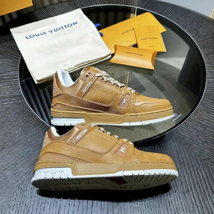 Louis Vuitton Sneaker, alternate view