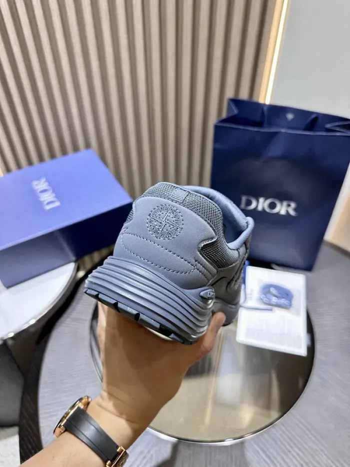 Dior Sneaker, alternate view