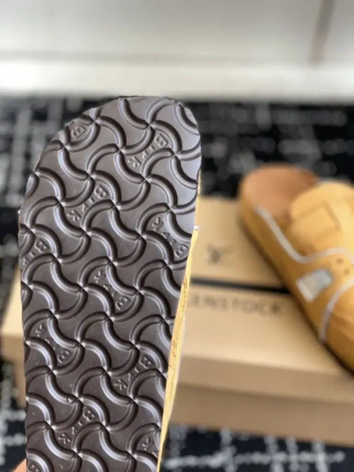 Louis Vuitton Sandal, alternate view
