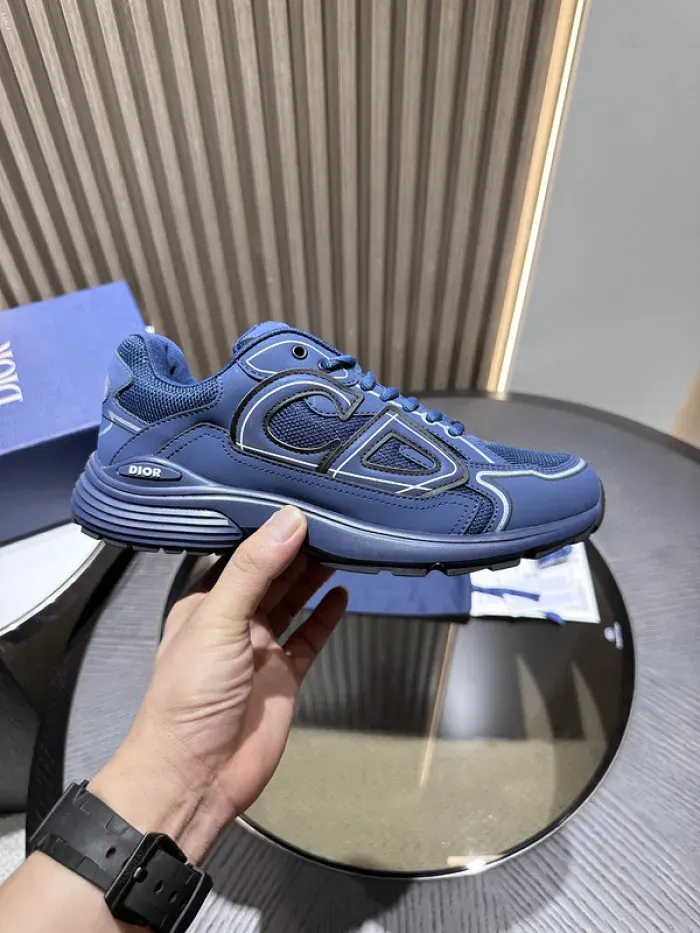 Dior Sneaker