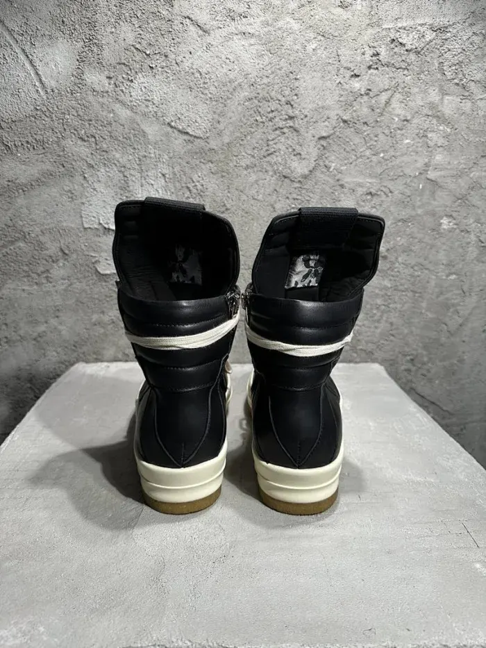 Rick Owens, alternate view