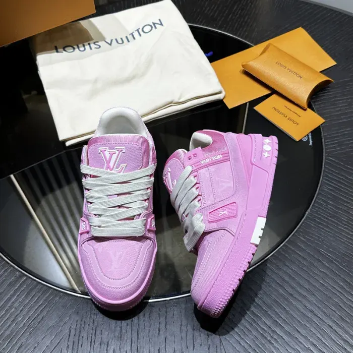 Louis Vuitton Sneaker