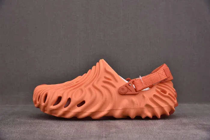Cr0&S Sandal