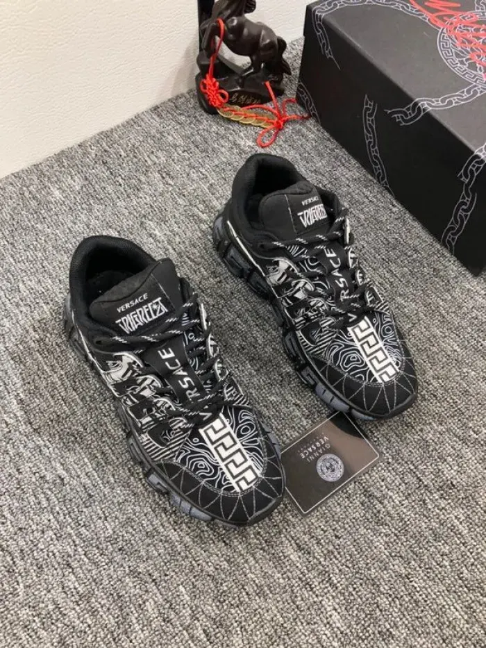 Vse Sneaker