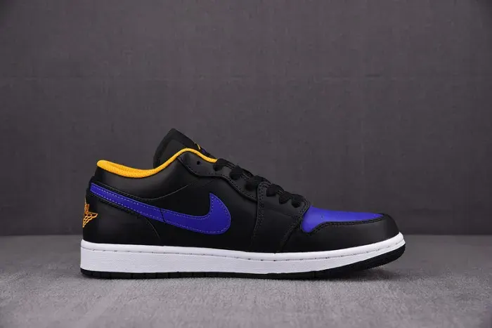 Air Jordan 1 Low "Dark Concord" 553558-075, alternate view