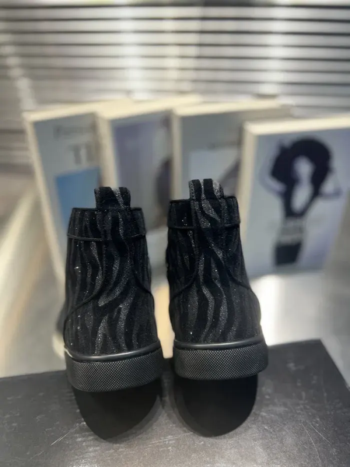 Cl Sneaker, alternate view