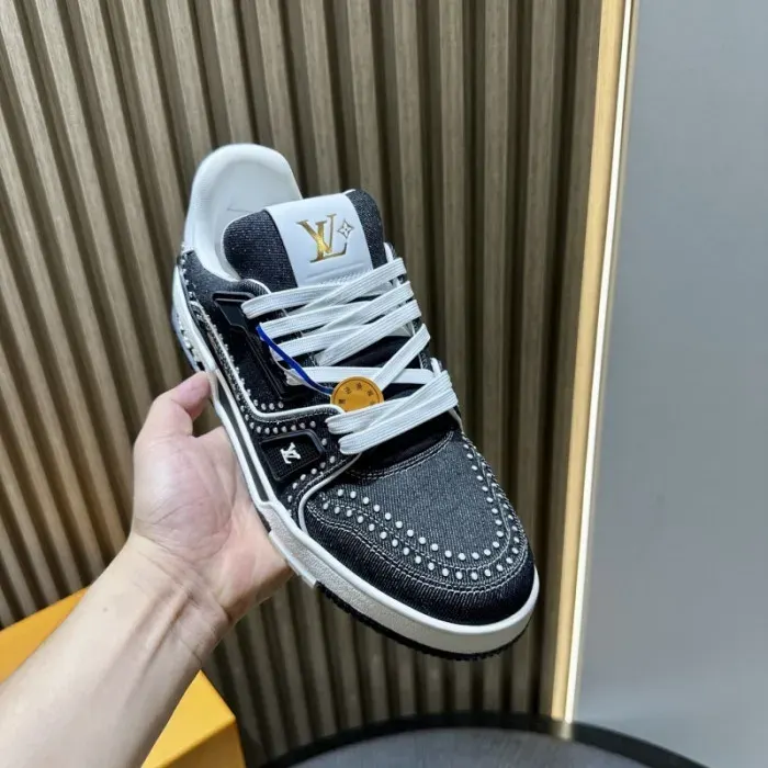 Louis Vuitton Sneaker, alternate view