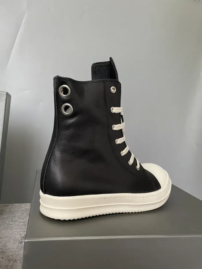 Rick Owens, alternate view